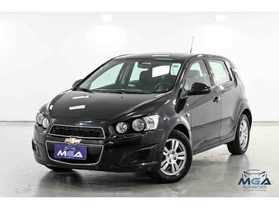 CHEVROLET SONIC 1.6 LT 16V FLEX 4P MANUAL CHEVROLET SONIC 1.6 LT 16V FLEX 4P MANUAL